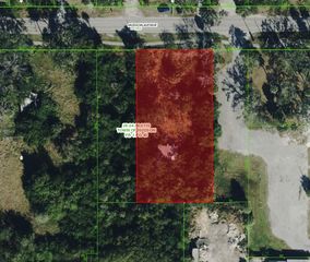 6916 HUDSON AVENUE, Hudson, FL 34667