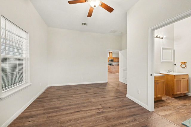 7730 Pebble Hill Lane, Rosharon, TX 77583