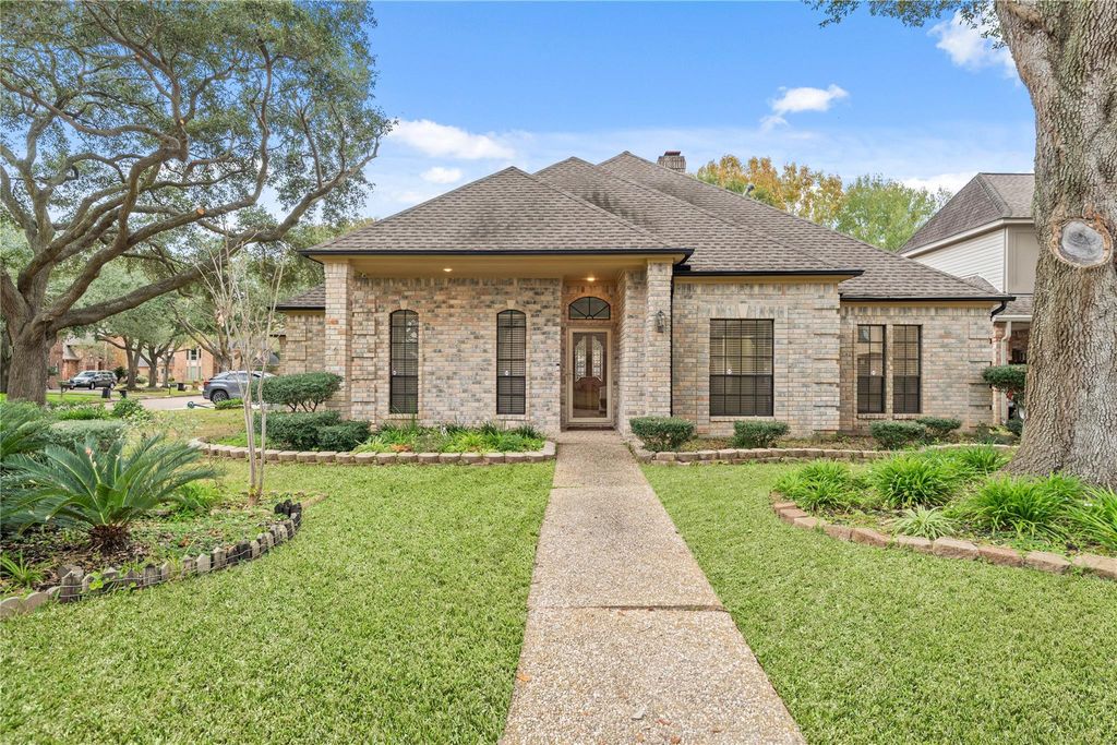 1015 Flagmore Drive, Katy, TX 77450