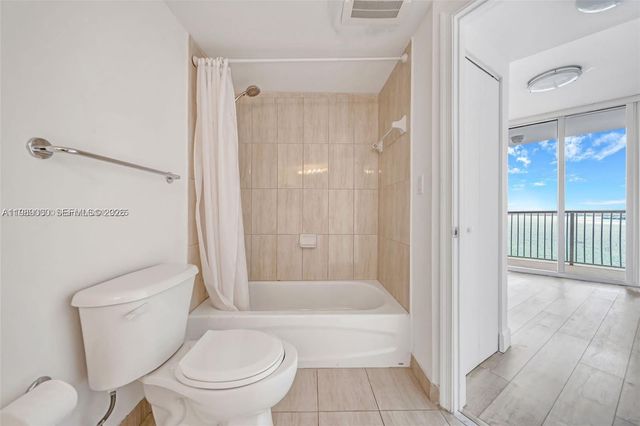 1750 N Bayshore 2001, Miami, FL 33132