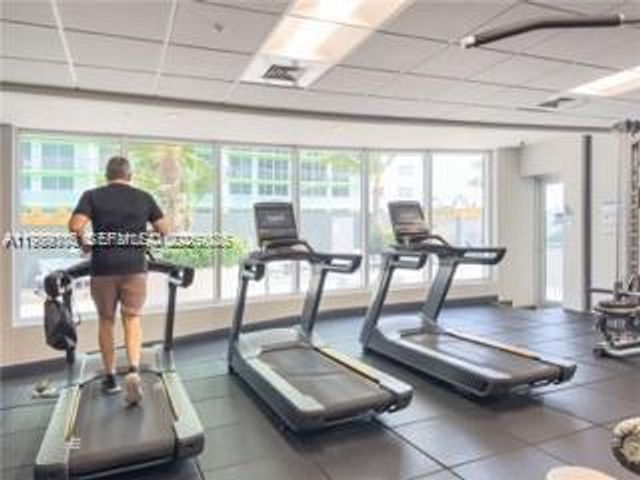 1750 N Bayshore 2001, Miami, FL 33132