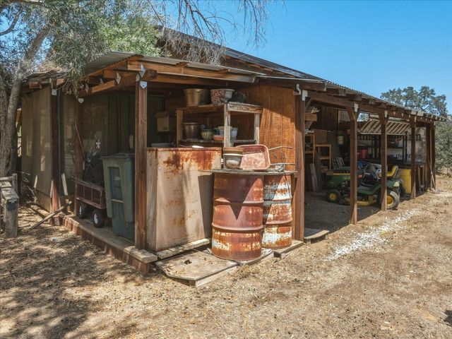 35928 Road 606, Raymond, CA 93653