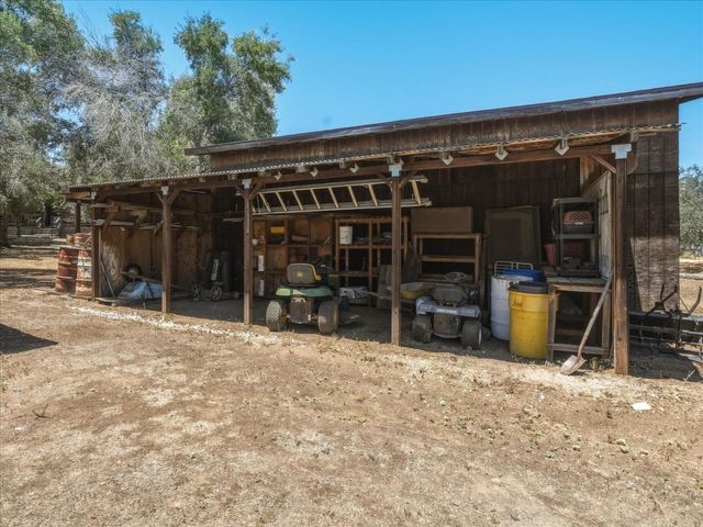 35928 Road 606, Raymond, CA 93653