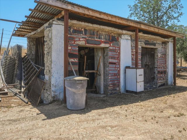 35928 Road 606, Raymond, CA 93653