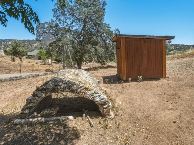 35928 Road 606, Raymond, CA 93653