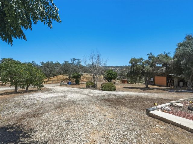 35928 Road 606, Raymond, CA 93653