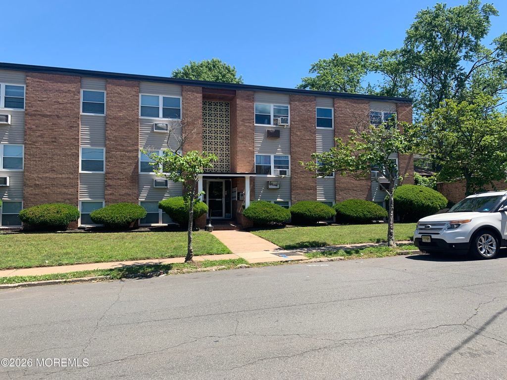 5 Charles Street 4C, New Brunswick, NJ 08901