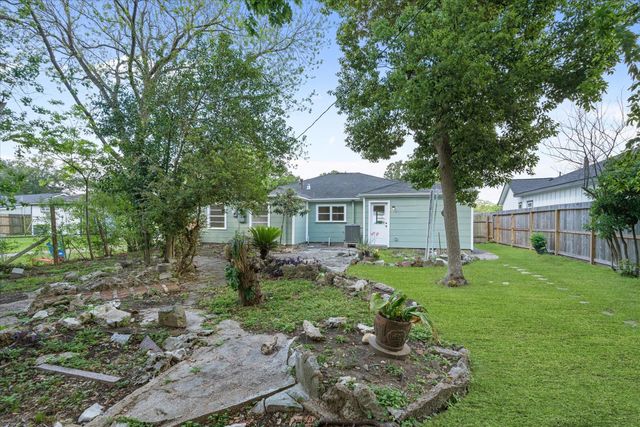 2007 Vince Street, Pasadena, TX 77502