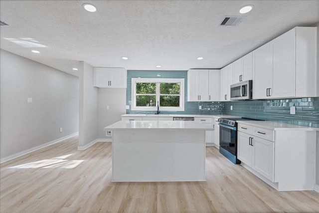 2007 Vince Street, Pasadena, TX 77502