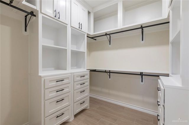 8030 N 50th Street, Mcallen, TX 78504