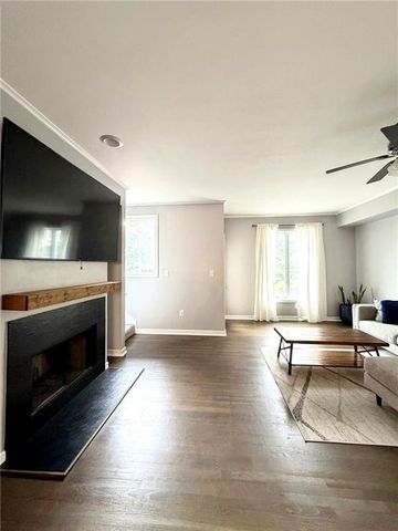 401 10th Street NW C208, Atlanta, GA 30318