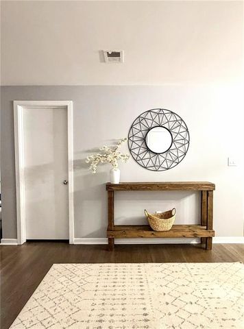 401 10th Street NW C208, Atlanta, GA 30318