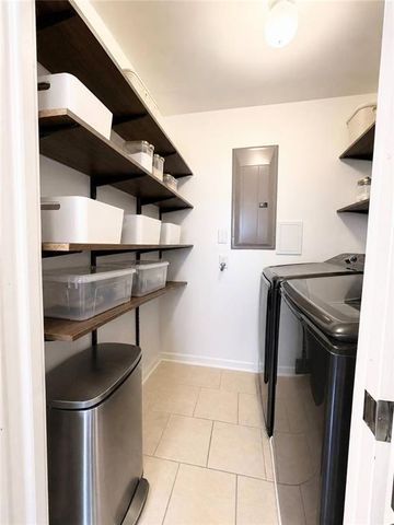 401 10th Street NW C208, Atlanta, GA 30318
