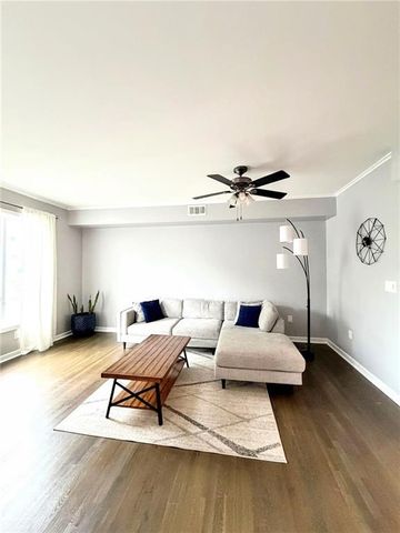 401 10th Street NW C208, Atlanta, GA 30318