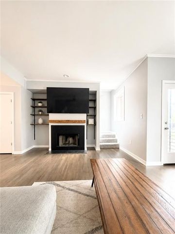 401 10th Street NW C208, Atlanta, GA 30318