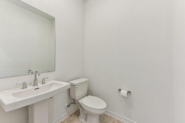 800 Long RUN, Liberty Hill, TX 78642