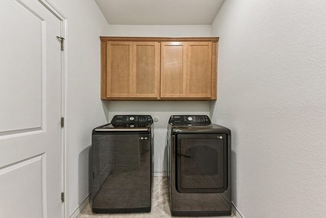 800 Long RUN, Liberty Hill, TX 78642