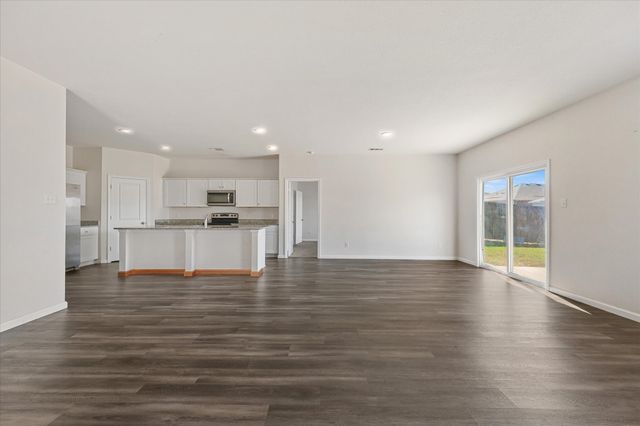 739 Wellington Drive, Lavon, TX 75166
