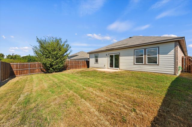 739 Wellington Drive, Lavon, TX 75166