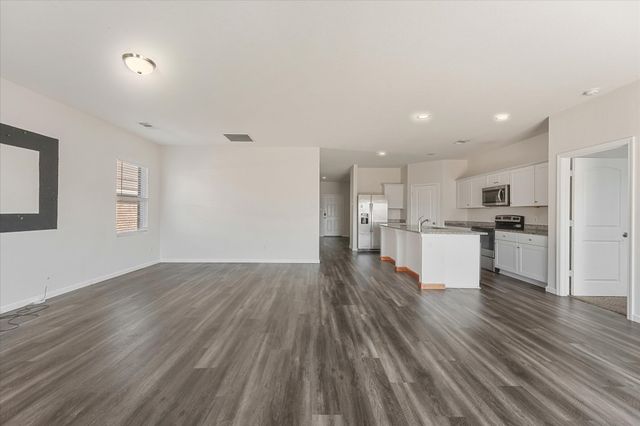 739 Wellington Drive, Lavon, TX 75166