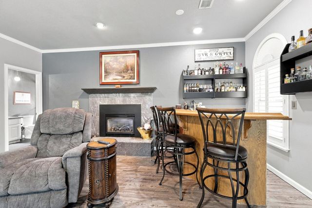 8634 Wilmot Ct, Elk Grove, CA 95624