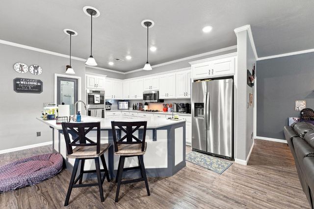 8634 Wilmot Ct, Elk Grove, CA 95624