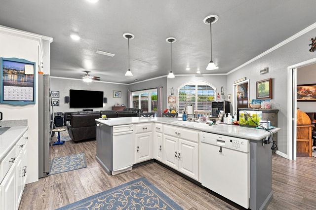 8634 Wilmot Ct, Elk Grove, CA 95624