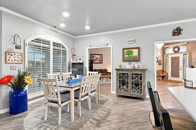 8634 Wilmot Ct, Elk Grove, CA 95624