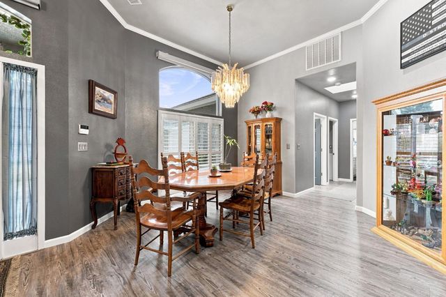 8634 Wilmot Ct, Elk Grove, CA 95624