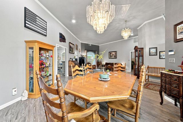 8634 Wilmot Ct, Elk Grove, CA 95624