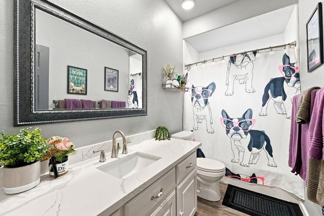 8634 Wilmot Ct, Elk Grove, CA 95624