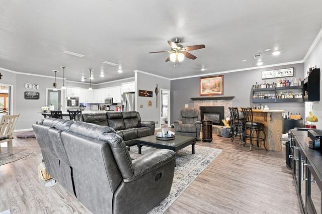 8634 Wilmot Ct, Elk Grove, CA 95624