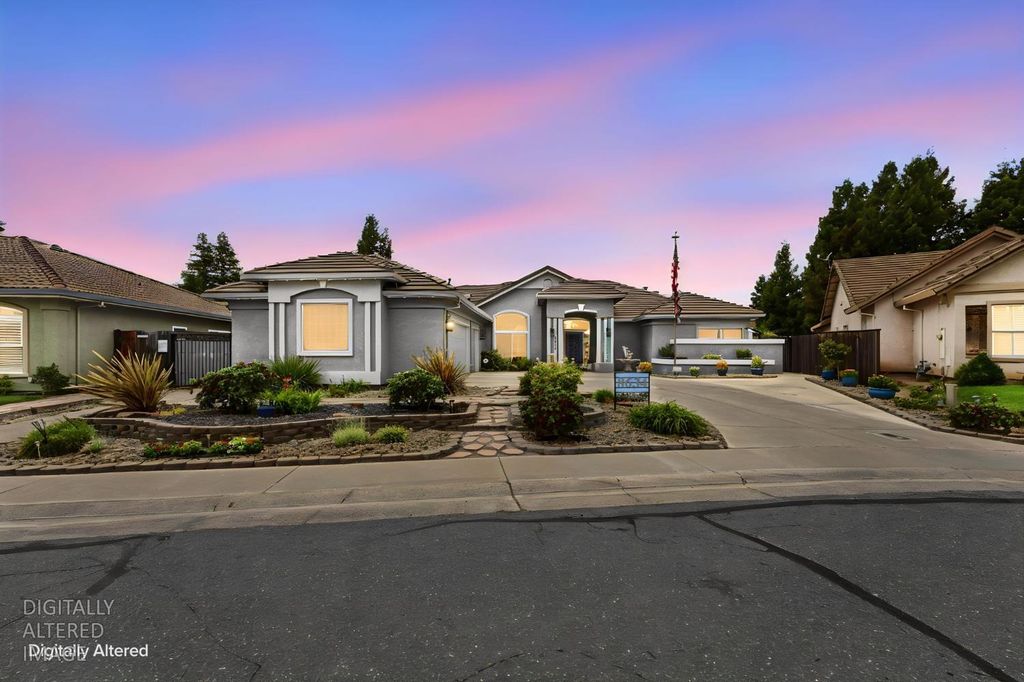 8634 Wilmot Ct, Elk Grove, CA 95624