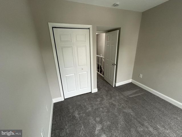 556 GOLD ST, Baltimore, MD 21217