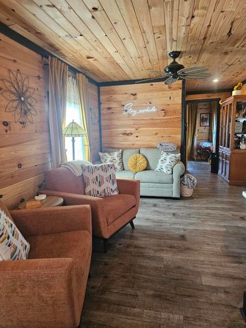 49 Hays Hollow Rd., Flintstone, GA 30725