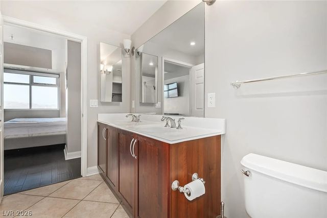 150 Las Vegas Boulevard 1918, Las Vegas, NV 89101