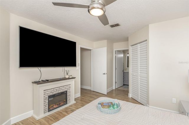 712 SECRET HARBOR LANE 104, Lake Mary, FL 32746