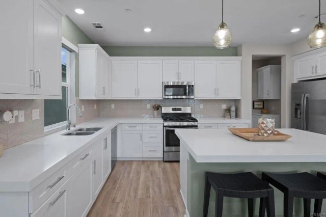 21541 Trail Blazer Lane, Escondido, CA 92029