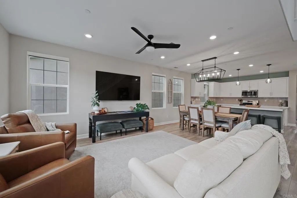 21541 Trail Blazer Lane, Escondido, CA 92029