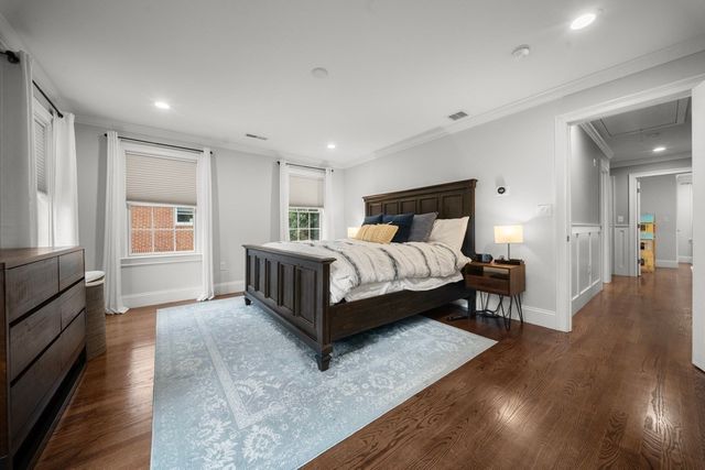 94 East Side Parkway 94, Newton, MA 02458