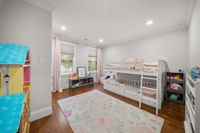 94 East Side Parkway 94, Newton, MA 02458