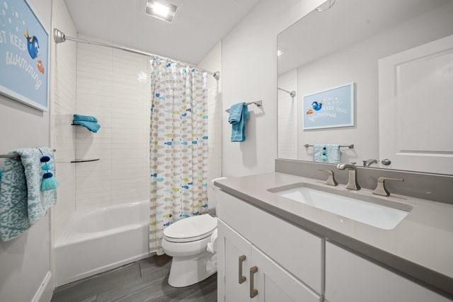 94 East Side Parkway 94, Newton, MA 02458