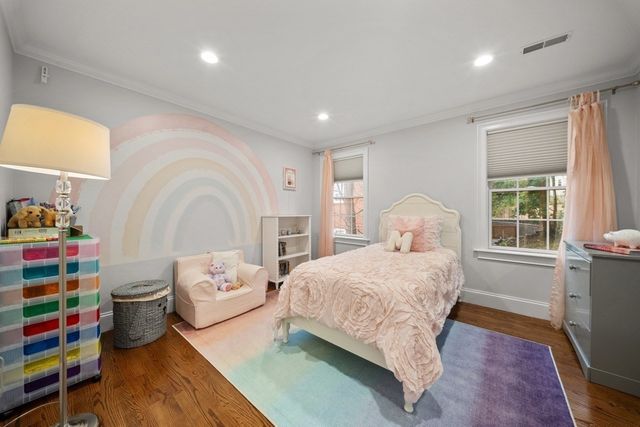 94 East Side Parkway 94, Newton, MA 02458