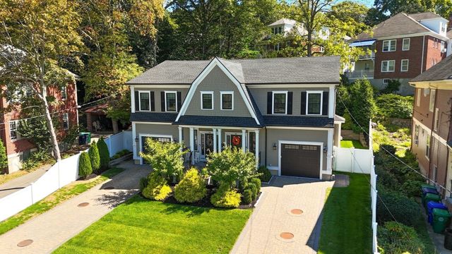 94 East Side Parkway 94, Newton, MA 02458