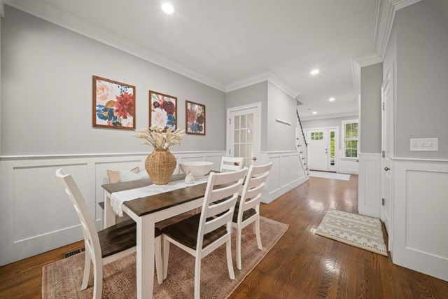 94 East Side Parkway 94, Newton, MA 02458