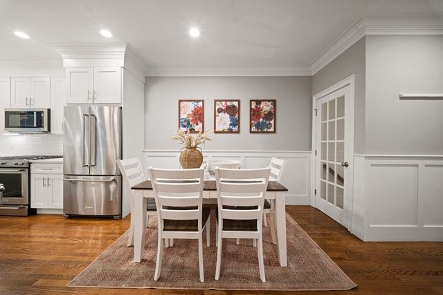 94 East Side Parkway 94, Newton, MA 02458
