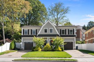 94 East Side Parkway 94, Newton, MA 02458