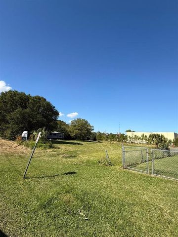 3704 Arnold Road, Fort Pierce, FL 34981
