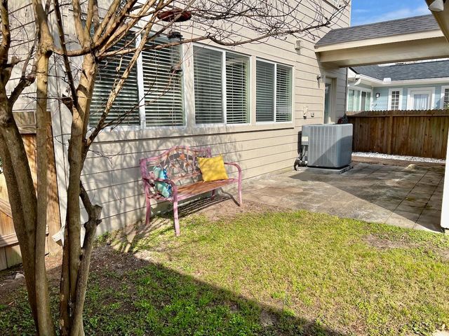 26848 Manor Crest Court, Kingwood, TX 77339