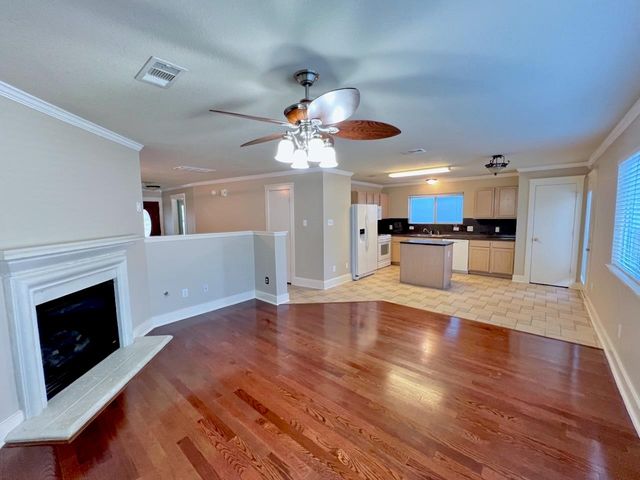 26848 Manor Crest Court, Kingwood, TX 77339